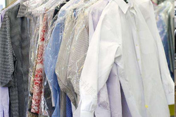 衣服洗好后一定要套個袋子防止落灰 衣服洗好后一定要套個袋子防止落灰