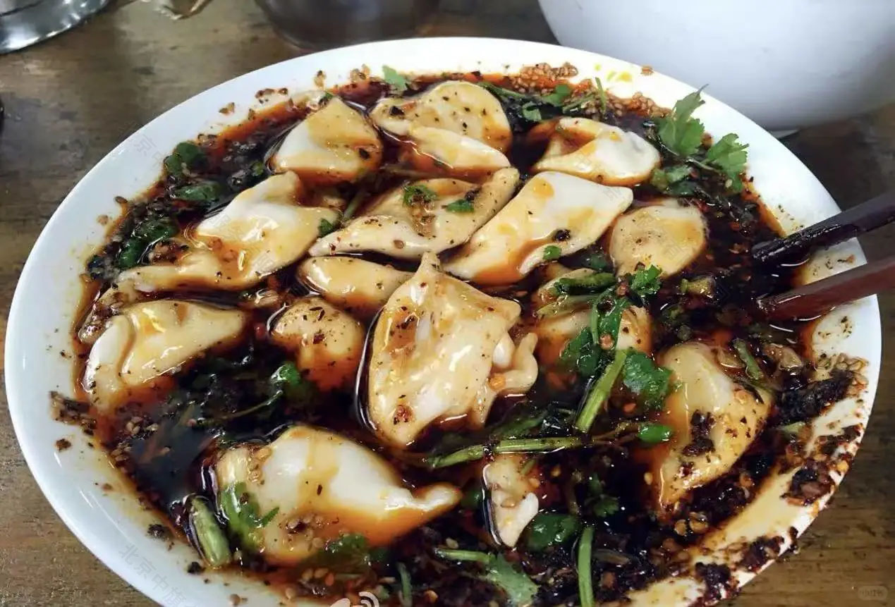 樓下新開(kāi)的一家面食館.jpg
